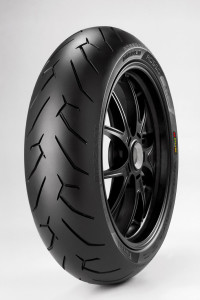 Pirelli_Diablo-Rosso-II_01